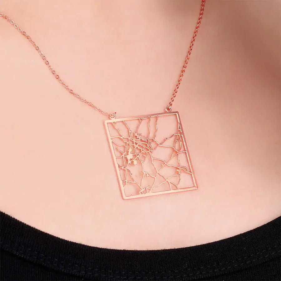 Personalizovaný náhrdelník s mapou