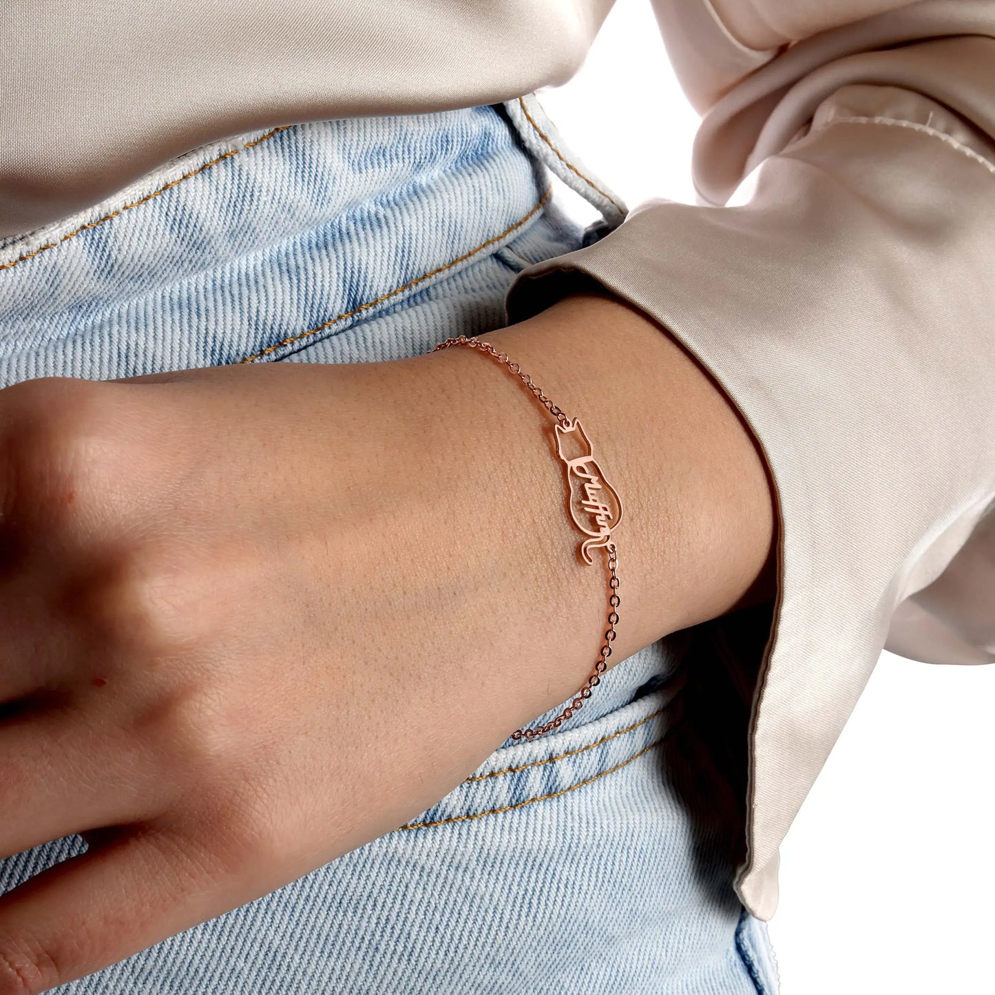 Personalizovaný náramok s menom mačky