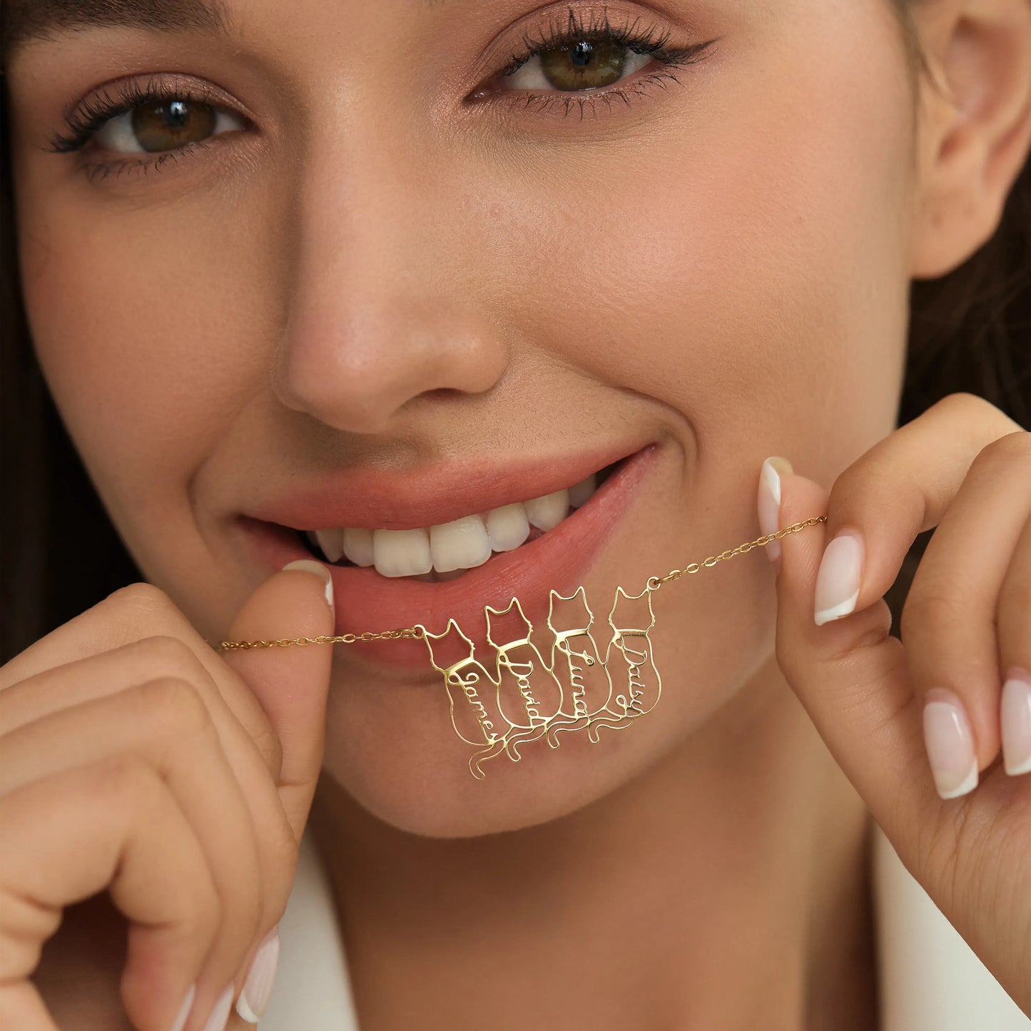 Personalizovaný náhrdelník s menom mačky