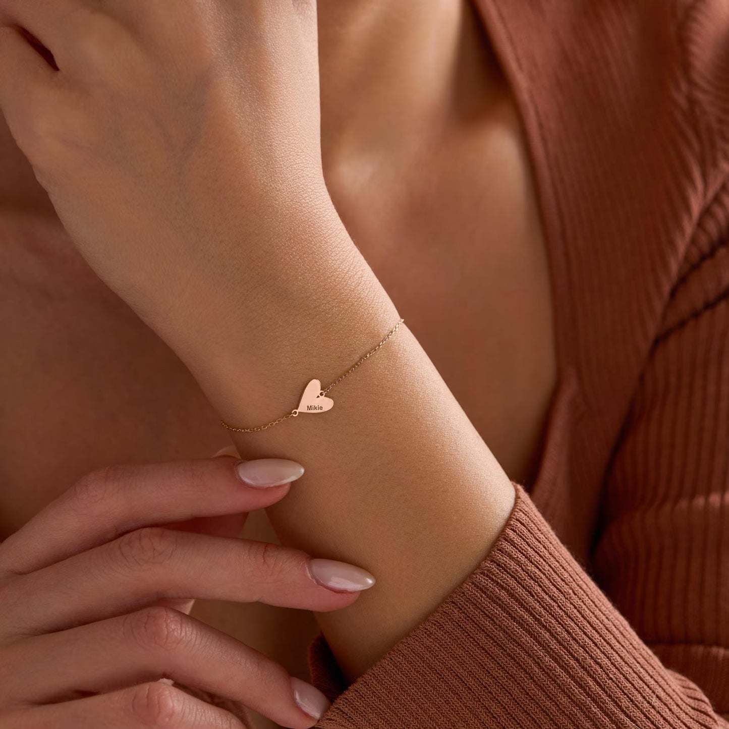 Personalizovaný náramok so srdcom s gravírovaním